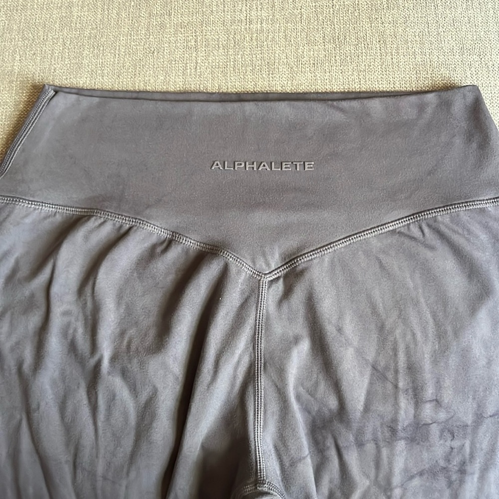 Alphalete Leggings